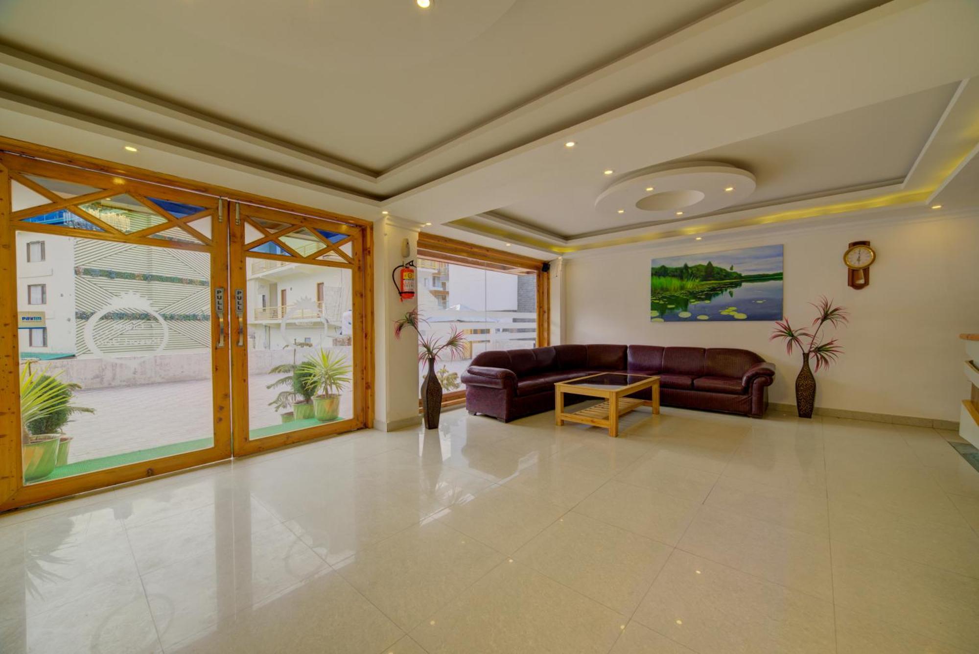 Grace Resort And Spa Manāli Extérieur photo